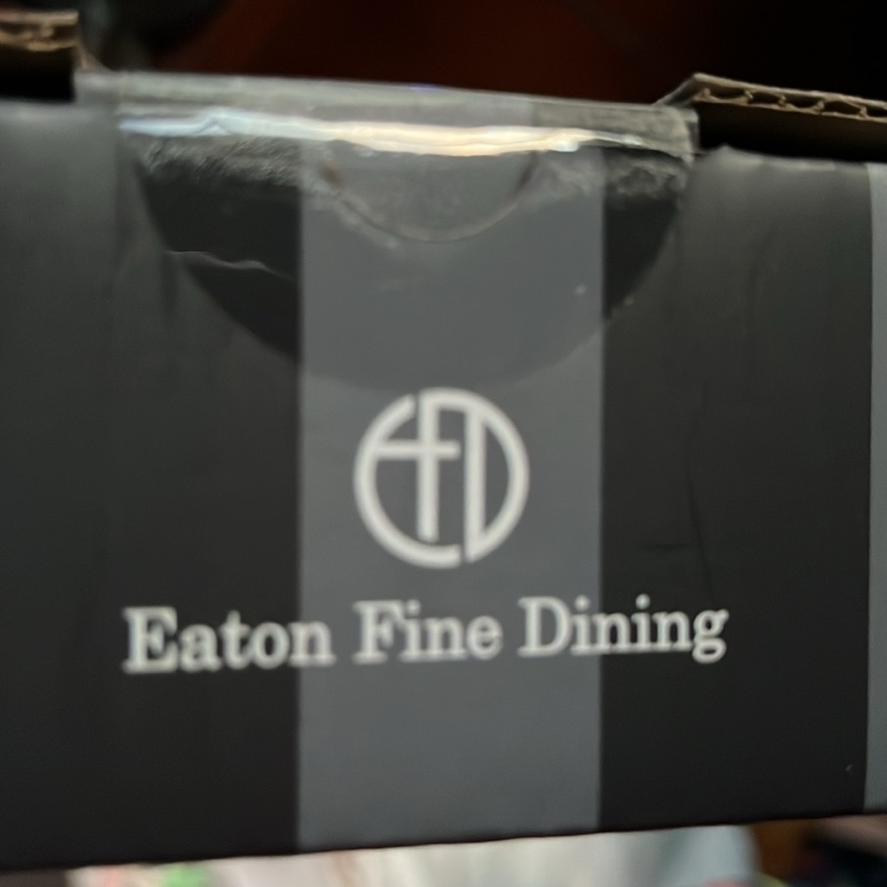 Candy stripe four plates British design, Eaton fine dining a total of 8 plates - Picture 7 of 7